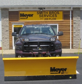 2005 Dodge Ram 2500 with Meyer Lot Pro 8